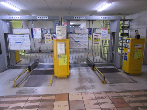 北千住駅前駐輪場